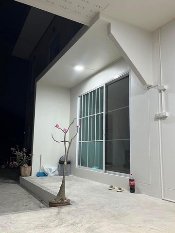 ประกาศฟรี! ซื้อ-ขาย-เช่า คอนโด บ้าน ทาวน์โฮม ที่ดิน และพื้นที่เชิงพาณิชย์ทั่วประเทศไทย ทุกทำเล ทุกงบประมาณ ไม่มีค่าใช้จ่าย ลงง่าย ขายไว เข้าถึงผู้ซื้อโดยตรง 4 21179pic3.jpg