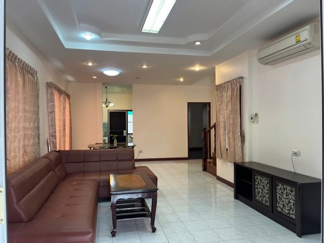 ประกาศฟรี! ซื้อ-ขาย-เช่า คอนโด บ้าน ทาวน์โฮม ที่ดิน และพื้นที่เชิงพาณิชย์ทั่วประเทศไทย ทุกทำเล ทุกงบประมาณ ไม่มีค่าใช้จ่าย ลงง่าย ขายไว เข้าถึงผู้ซื้อโดยตรง 4 21147pic3.jpg