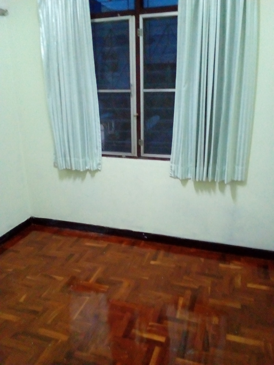 ประกาศฟรี! ซื้อ-ขาย-เช่า คอนโด บ้าน ทาวน์โฮม ที่ดิน และพื้นที่เชิงพาณิชย์ทั่วประเทศไทย ทุกทำเล ทุกงบประมาณ ไม่มีค่าใช้จ่าย ลงง่าย ขายไว เข้าถึงผู้ซื้อโดยตรง 5 8-ห้องนอน-S.jpg