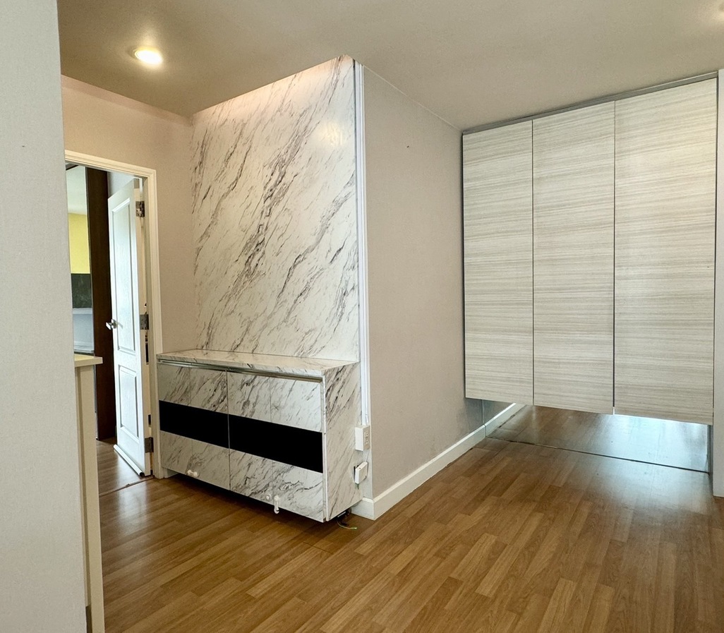 ประกาศฟรี! ซื้อ-ขาย-เช่า คอนโด บ้าน ทาวน์โฮม ที่ดิน และพื้นที่เชิงพาณิชย์ทั่วประเทศไทย ทุกทำเล ทุกงบประมาณ ไม่มีค่าใช้จ่าย ลงง่าย ขายไว เข้าถึงผู้ซื้อโดยตรง 5 S__3318205_0.jpg