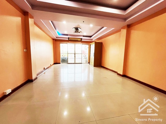 ประกาศฟรี! ซื้อ-ขาย-เช่า คอนโด บ้าน ทาวน์โฮม ที่ดิน และพื้นที่เชิงพาณิชย์ทั่วประเทศไทย ทุกทำเล ทุกงบประมาณ ไม่มีค่าใช้จ่าย ลงง่าย ขายไว เข้าถึงผู้ซื้อโดยตรง 3 21636pic2.jpg