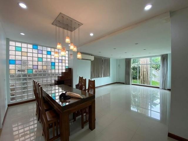 ประกาศฟรี! ซื้อ-ขาย-เช่า คอนโด บ้าน ทาวน์โฮม ที่ดิน และพื้นที่เชิงพาณิชย์ทั่วประเทศไทย ทุกทำเล ทุกงบประมาณ ไม่มีค่าใช้จ่าย ลงง่าย ขายไว เข้าถึงผู้ซื้อโดยตรง 4 275725pic3.jpg