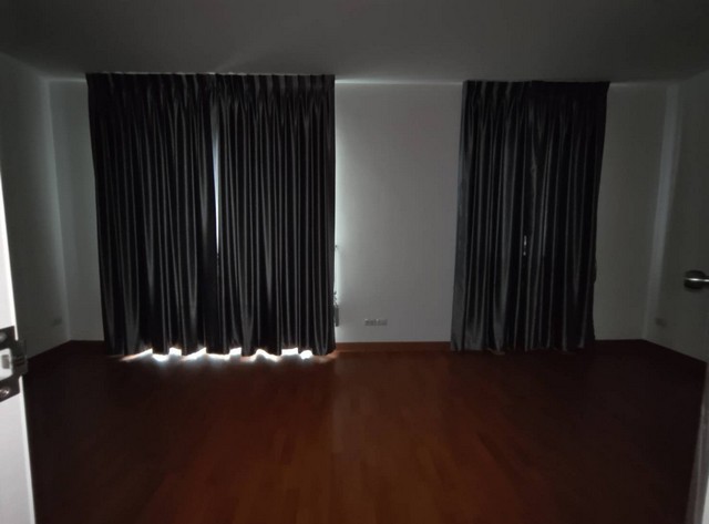 ประกาศฟรี! ซื้อ-ขาย-เช่า คอนโด บ้าน ทาวน์โฮม ที่ดิน และพื้นที่เชิงพาณิชย์ทั่วประเทศไทย ทุกทำเล ทุกงบประมาณ ไม่มีค่าใช้จ่าย ลงง่าย ขายไว เข้าถึงผู้ซื้อโดยตรง 4 170878pic3.jpg