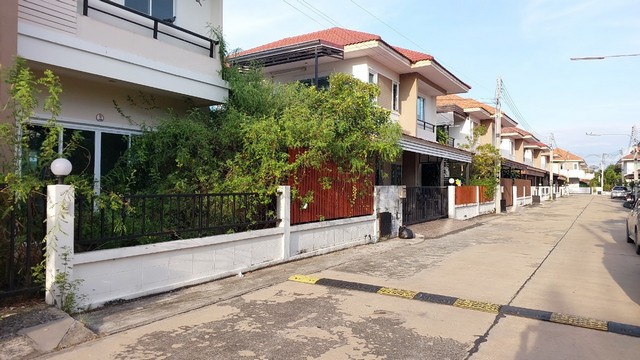 ประกาศฟรี! ซื้อ-ขาย-เช่า คอนโด บ้าน ทาวน์โฮม ที่ดิน และพื้นที่เชิงพาณิชย์ทั่วประเทศไทย ทุกทำเล ทุกงบประมาณ ไม่มีค่าใช้จ่าย ลงง่าย ขายไว เข้าถึงผู้ซื้อโดยตรง 3 170279pic2.jpg