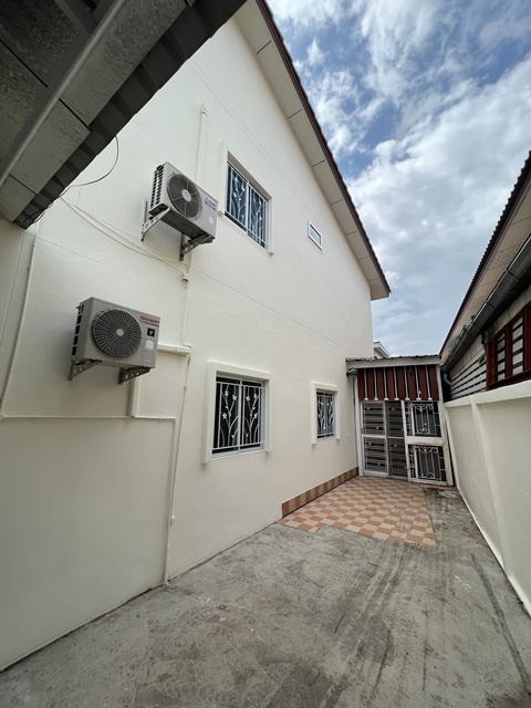 ประกาศฟรี! ซื้อ-ขาย-เช่า คอนโด บ้าน ทาวน์โฮม ที่ดิน และพื้นที่เชิงพาณิชย์ทั่วประเทศไทย ทุกทำเล ทุกงบประมาณ ไม่มีค่าใช้จ่าย ลงง่าย ขายไว เข้าถึงผู้ซื้อโดยตรง 4 171125pic3.jpg