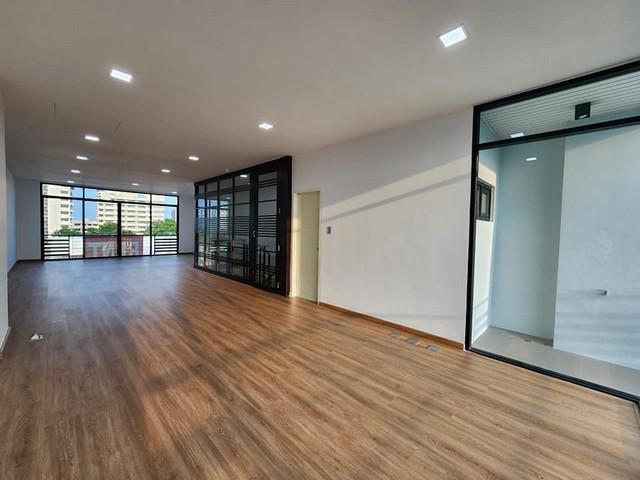 ประกาศฟรี! ซื้อ-ขาย-เช่า คอนโด บ้าน ทาวน์โฮม ที่ดิน และพื้นที่เชิงพาณิชย์ทั่วประเทศไทย ทุกทำเล ทุกงบประมาณ ไม่มีค่าใช้จ่าย ลงง่าย ขายไว เข้าถึงผู้ซื้อโดยตรง 5 276714pic4.jpg