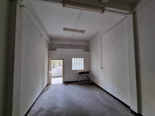 ประกาศฟรี! ซื้อ-ขาย-เช่า คอนโด บ้าน ทาวน์โฮม ที่ดิน และพื้นที่เชิงพาณิชย์ทั่วประเทศไทย ทุกทำเล ทุกงบประมาณ ไม่มีค่าใช้จ่าย ลงง่าย ขายไว เข้าถึงผู้ซื้อโดยตรง 4 471076pic3.jpg