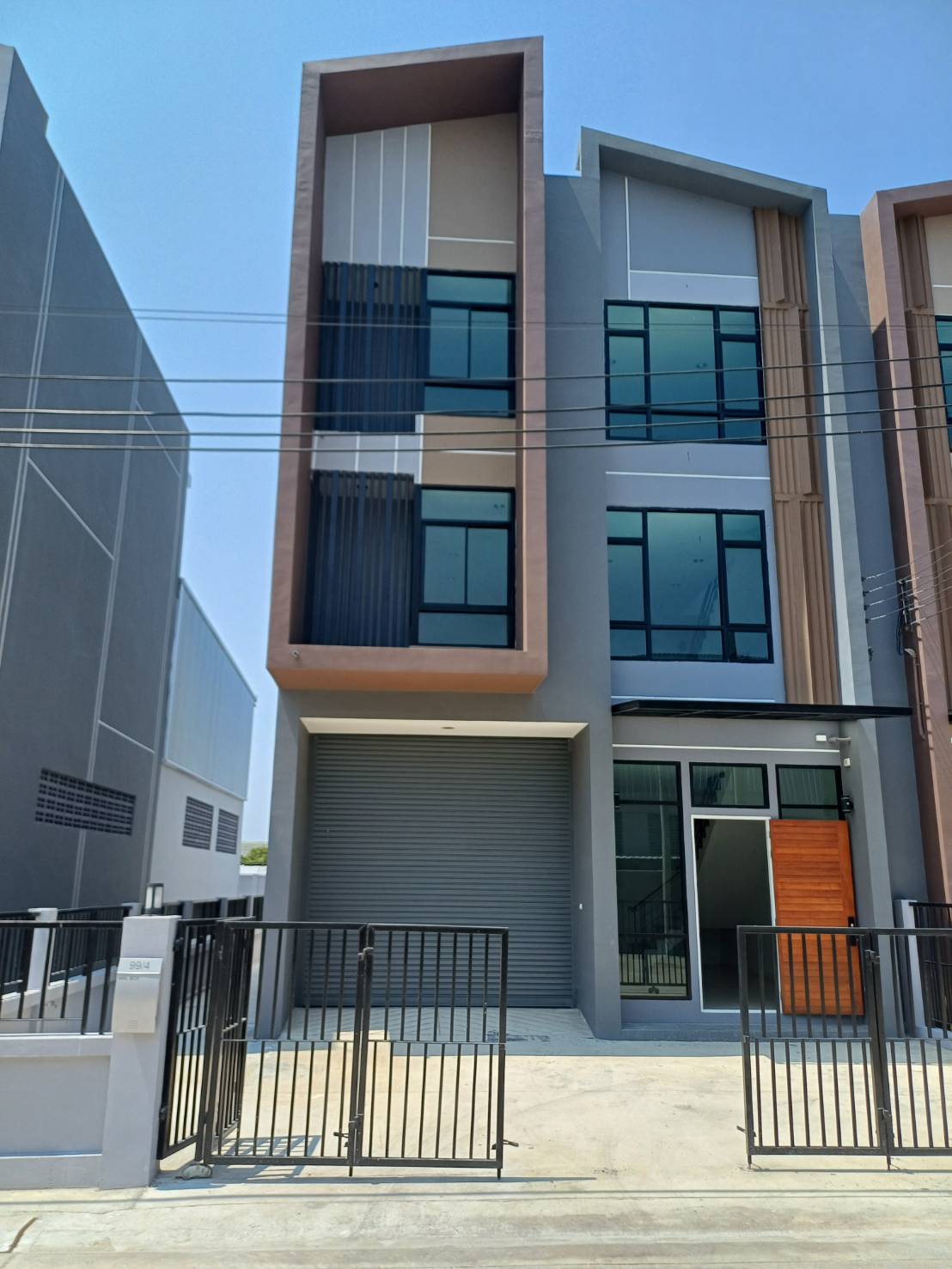 ประกาศฟรี! ซื้อ-ขาย-เช่า คอนโด บ้าน ทาวน์โฮม ที่ดิน และพื้นที่เชิงพาณิชย์ทั่วประเทศไทย ทุกทำเล ทุกงบประมาณ ไม่มีค่าใช้จ่าย ลงง่าย ขายไว เข้าถึงผู้ซื้อโดยตรง 2 466384pic1.jpg