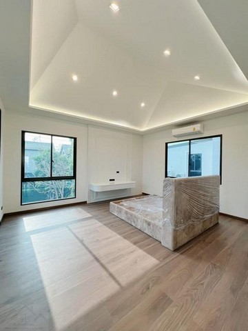 ประกาศฟรี! ซื้อ-ขาย-เช่า คอนโด บ้าน ทาวน์โฮม ที่ดิน และพื้นที่เชิงพาณิชย์ทั่วประเทศไทย ทุกทำเล ทุกงบประมาณ ไม่มีค่าใช้จ่าย ลงง่าย ขายไว เข้าถึงผู้ซื้อโดยตรง 5 276750pic4.jpg