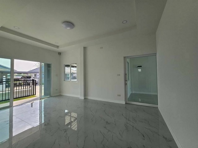 ประกาศฟรี! ซื้อ-ขาย-เช่า คอนโด บ้าน ทาวน์โฮม ที่ดิน และพื้นที่เชิงพาณิชย์ทั่วประเทศไทย ทุกทำเล ทุกงบประมาณ ไม่มีค่าใช้จ่าย ลงง่าย ขายไว เข้าถึงผู้ซื้อโดยตรง 5 276912pic4.jpg