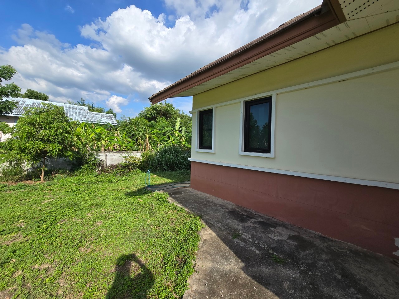 ประกาศฟรี! ซื้อ-ขาย-เช่า คอนโด บ้าน ทาวน์โฮม ที่ดิน และพื้นที่เชิงพาณิชย์ทั่วประเทศไทย ทุกทำเล ทุกงบประมาณ ไม่มีค่าใช้จ่าย ลงง่าย ขายไว เข้าถึงผู้ซื้อโดยตรง 5 17457pic4.jpg