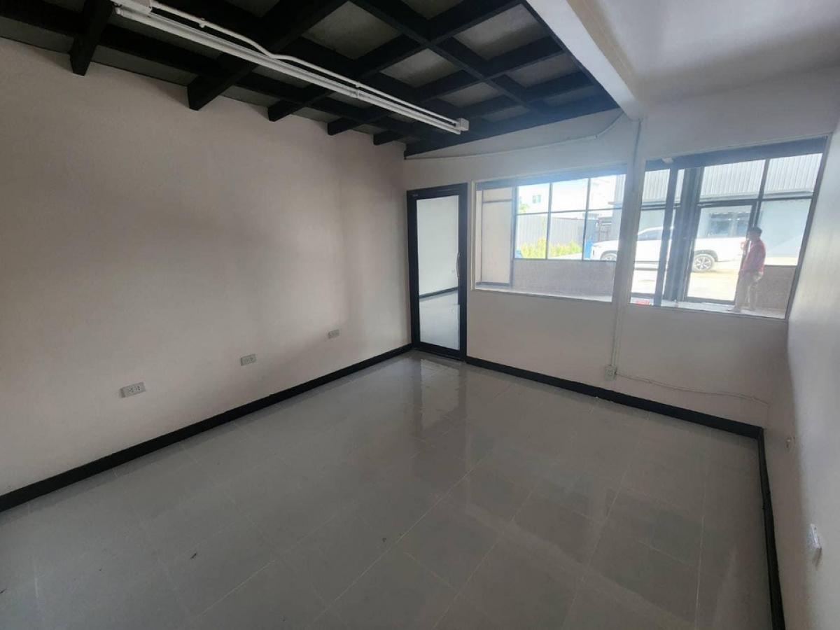 ประกาศฟรี! ซื้อ-ขาย-เช่า คอนโด บ้าน ทาวน์โฮม ที่ดิน และพื้นที่เชิงพาณิชย์ทั่วประเทศไทย ทุกทำเล ทุกงบประมาณ ไม่มีค่าใช้จ่าย ลงง่าย ขายไว เข้าถึงผู้ซื้อโดยตรง 3 171856pic2.jpg