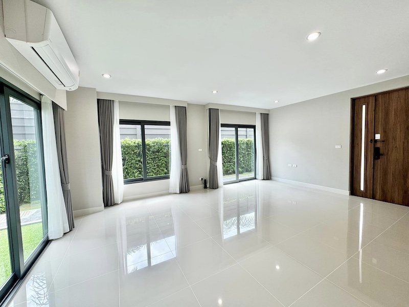 ประกาศฟรี! ซื้อ-ขาย-เช่า คอนโด บ้าน ทาวน์โฮม ที่ดิน และพื้นที่เชิงพาณิชย์ทั่วประเทศไทย ทุกทำเล ทุกงบประมาณ ไม่มีค่าใช้จ่าย ลงง่าย ขายไว เข้าถึงผู้ซื้อโดยตรง 3 276801pic2.jpg