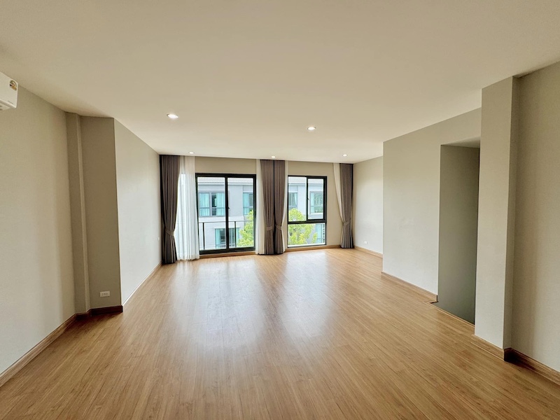 ประกาศฟรี! ซื้อ-ขาย-เช่า คอนโด บ้าน ทาวน์โฮม ที่ดิน และพื้นที่เชิงพาณิชย์ทั่วประเทศไทย ทุกทำเล ทุกงบประมาณ ไม่มีค่าใช้จ่าย ลงง่าย ขายไว เข้าถึงผู้ซื้อโดยตรง 5 276801pic4.jpg