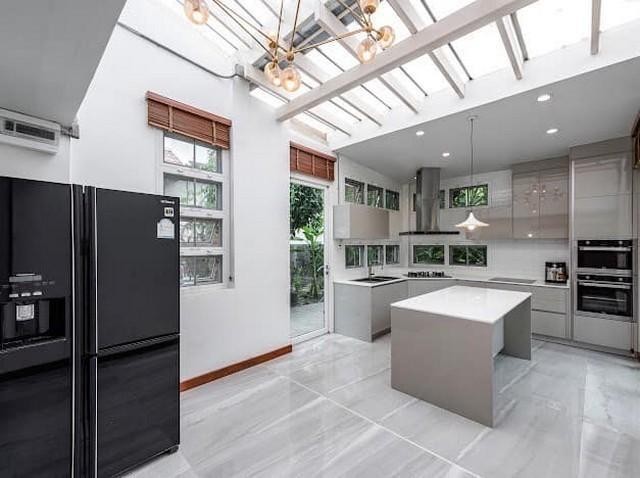 ประกาศฟรี! ซื้อ-ขาย-เช่า คอนโด บ้าน ทาวน์โฮม ที่ดิน และพื้นที่เชิงพาณิชย์ทั่วประเทศไทย ทุกทำเล ทุกงบประมาณ ไม่มีค่าใช้จ่าย ลงง่าย ขายไว เข้าถึงผู้ซื้อโดยตรง 5 276745pic4.jpg