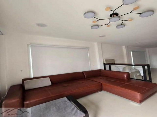 ประกาศฟรี! ซื้อ-ขาย-เช่า คอนโด บ้าน ทาวน์โฮม ที่ดิน และพื้นที่เชิงพาณิชย์ทั่วประเทศไทย ทุกทำเล ทุกงบประมาณ ไม่มีค่าใช้จ่าย ลงง่าย ขายไว เข้าถึงผู้ซื้อโดยตรง 4 276591pic3.jpg