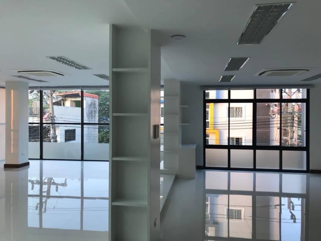 ประกาศฟรี! ซื้อ-ขาย-เช่า คอนโด บ้าน ทาวน์โฮม ที่ดิน และพื้นที่เชิงพาณิชย์ทั่วประเทศไทย ทุกทำเล ทุกงบประมาณ ไม่มีค่าใช้จ่าย ลงง่าย ขายไว เข้าถึงผู้ซื้อโดยตรง 3 475742pic2.jpg