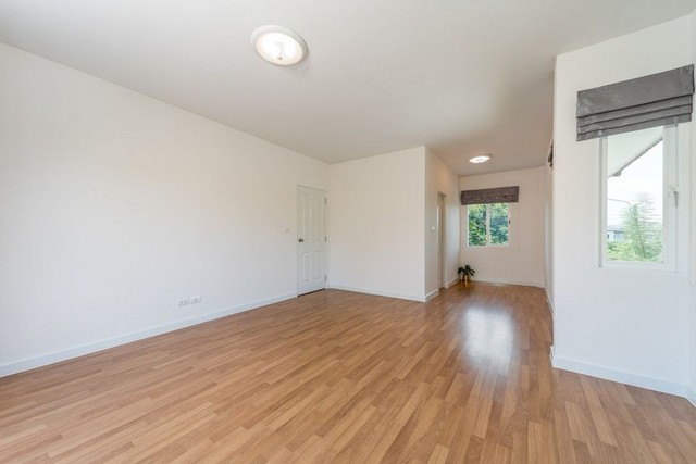 ประกาศฟรี! ซื้อ-ขาย-เช่า คอนโด บ้าน ทาวน์โฮม ที่ดิน และพื้นที่เชิงพาณิชย์ทั่วประเทศไทย ทุกทำเล ทุกงบประมาณ ไม่มีค่าใช้จ่าย ลงง่าย ขายไว เข้าถึงผู้ซื้อโดยตรง 3 475888pic2.jpg