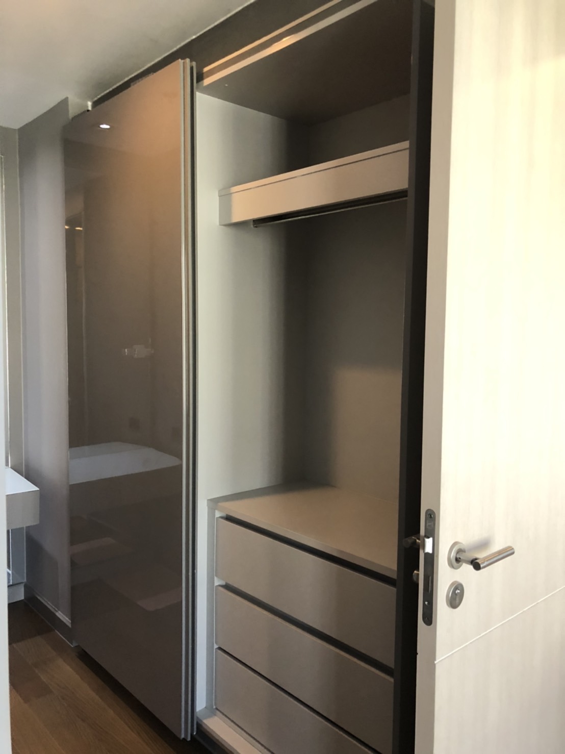 ประกาศฟรี! ซื้อ-ขาย-เช่า คอนโด บ้าน ทาวน์โฮม ที่ดิน และพื้นที่เชิงพาณิชย์ทั่วประเทศไทย ทุกทำเล ทุกงบประมาณ ไม่มีค่าใช้จ่าย ลงง่าย ขายไว เข้าถึงผู้ซื้อโดยตรง 11 298.jpeg