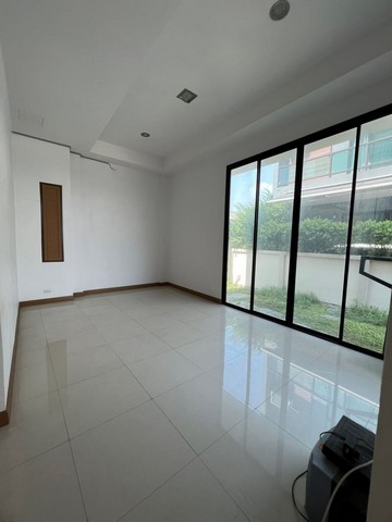 ประกาศฟรี! ซื้อ-ขาย-เช่า คอนโด บ้าน ทาวน์โฮม ที่ดิน และพื้นที่เชิงพาณิชย์ทั่วประเทศไทย ทุกทำเล ทุกงบประมาณ ไม่มีค่าใช้จ่าย ลงง่าย ขายไว เข้าถึงผู้ซื้อโดยตรง 4 423000pic3.jpg