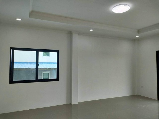 ประกาศฟรี! ซื้อ-ขาย-เช่า คอนโด บ้าน ทาวน์โฮม ที่ดิน และพื้นที่เชิงพาณิชย์ทั่วประเทศไทย ทุกทำเล ทุกงบประมาณ ไม่มีค่าใช้จ่าย ลงง่าย ขายไว เข้าถึงผู้ซื้อโดยตรง 4 277175pic3.jpg