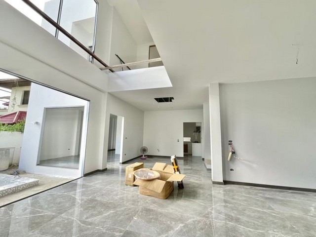 ประกาศฟรี! ซื้อ-ขาย-เช่า คอนโด บ้าน ทาวน์โฮม ที่ดิน และพื้นที่เชิงพาณิชย์ทั่วประเทศไทย ทุกทำเล ทุกงบประมาณ ไม่มีค่าใช้จ่าย ลงง่าย ขายไว เข้าถึงผู้ซื้อโดยตรง 3 172263pic2.jpg