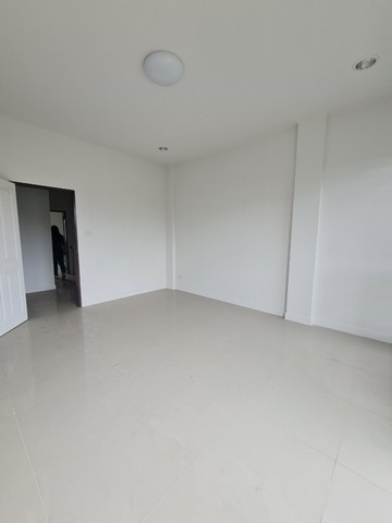 ประกาศฟรี! ซื้อ-ขาย-เช่า คอนโด บ้าน ทาวน์โฮม ที่ดิน และพื้นที่เชิงพาณิชย์ทั่วประเทศไทย ทุกทำเล ทุกงบประมาณ ไม่มีค่าใช้จ่าย ลงง่าย ขายไว เข้าถึงผู้ซื้อโดยตรง 3 277235pic2.jpg