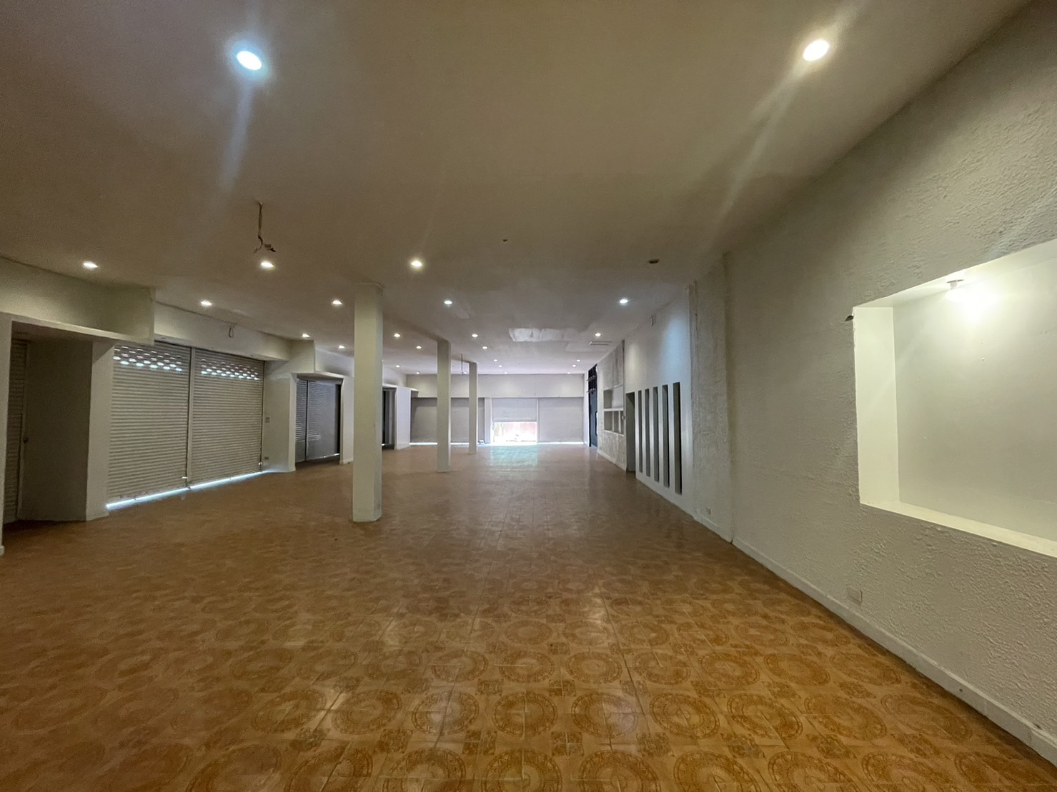 ประกาศฟรี! ซื้อ-ขาย-เช่า คอนโด บ้าน ทาวน์โฮม ที่ดิน และพื้นที่เชิงพาณิชย์ทั่วประเทศไทย ทุกทำเล ทุกงบประมาณ ไม่มีค่าใช้จ่าย ลงง่าย ขายไว เข้าถึงผู้ซื้อโดยตรง 4 476156pic3.jpg