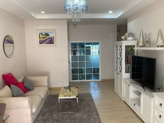 ประกาศฟรี! ซื้อ-ขาย-เช่า คอนโด บ้าน ทาวน์โฮม ที่ดิน และพื้นที่เชิงพาณิชย์ทั่วประเทศไทย ทุกทำเล ทุกงบประมาณ ไม่มีค่าใช้จ่าย ลงง่าย ขายไว เข้าถึงผู้ซื้อโดยตรง 5 172543pic4.jpg