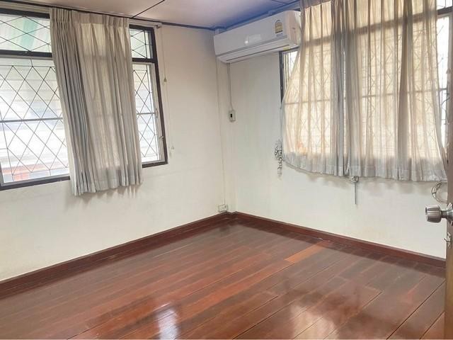 ประกาศฟรี! ซื้อ-ขาย-เช่า คอนโด บ้าน ทาวน์โฮม ที่ดิน และพื้นที่เชิงพาณิชย์ทั่วประเทศไทย ทุกทำเล ทุกงบประมาณ ไม่มีค่าใช้จ่าย ลงง่าย ขายไว เข้าถึงผู้ซื้อโดยตรง 2 172618pic1.jpg