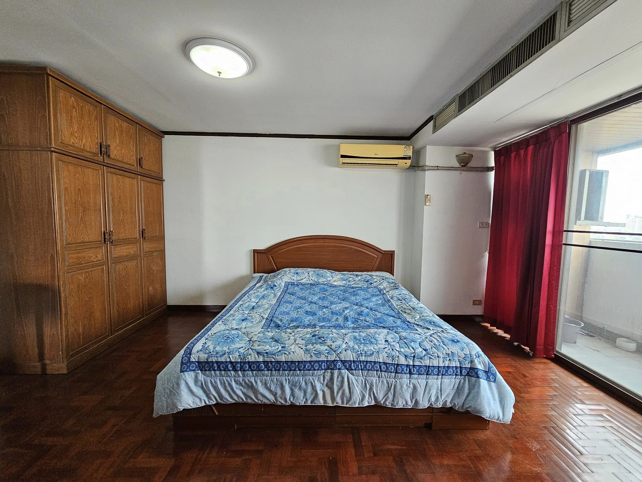 ประกาศฟรี! ซื้อ-ขาย-เช่า คอนโด บ้าน ทาวน์โฮม ที่ดิน และพื้นที่เชิงพาณิชย์ทั่วประเทศไทย ทุกทำเล ทุกงบประมาณ ไม่มีค่าใช้จ่าย ลงง่าย ขายไว เข้าถึงผู้ซื้อโดยตรง 5 276483pic4.jpg