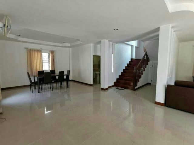 ประกาศฟรี! ซื้อ-ขาย-เช่า คอนโด บ้าน ทาวน์โฮม ที่ดิน และพื้นที่เชิงพาณิชย์ทั่วประเทศไทย ทุกทำเล ทุกงบประมาณ ไม่มีค่าใช้จ่าย ลงง่าย ขายไว เข้าถึงผู้ซื้อโดยตรง 3 173015pic2.jpg