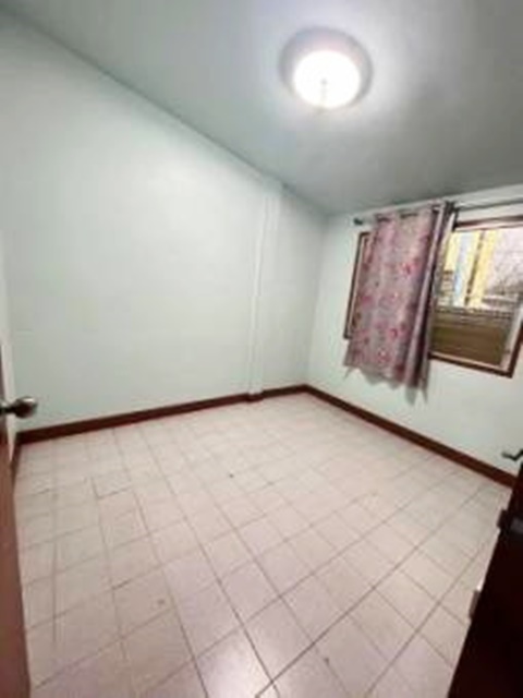 ประกาศฟรี! ซื้อ-ขาย-เช่า คอนโด บ้าน ทาวน์โฮม ที่ดิน และพื้นที่เชิงพาณิชย์ทั่วประเทศไทย ทุกทำเล ทุกงบประมาณ ไม่มีค่าใช้จ่าย ลงง่าย ขายไว เข้าถึงผู้ซื้อโดยตรง 5 172973pic4.jpg