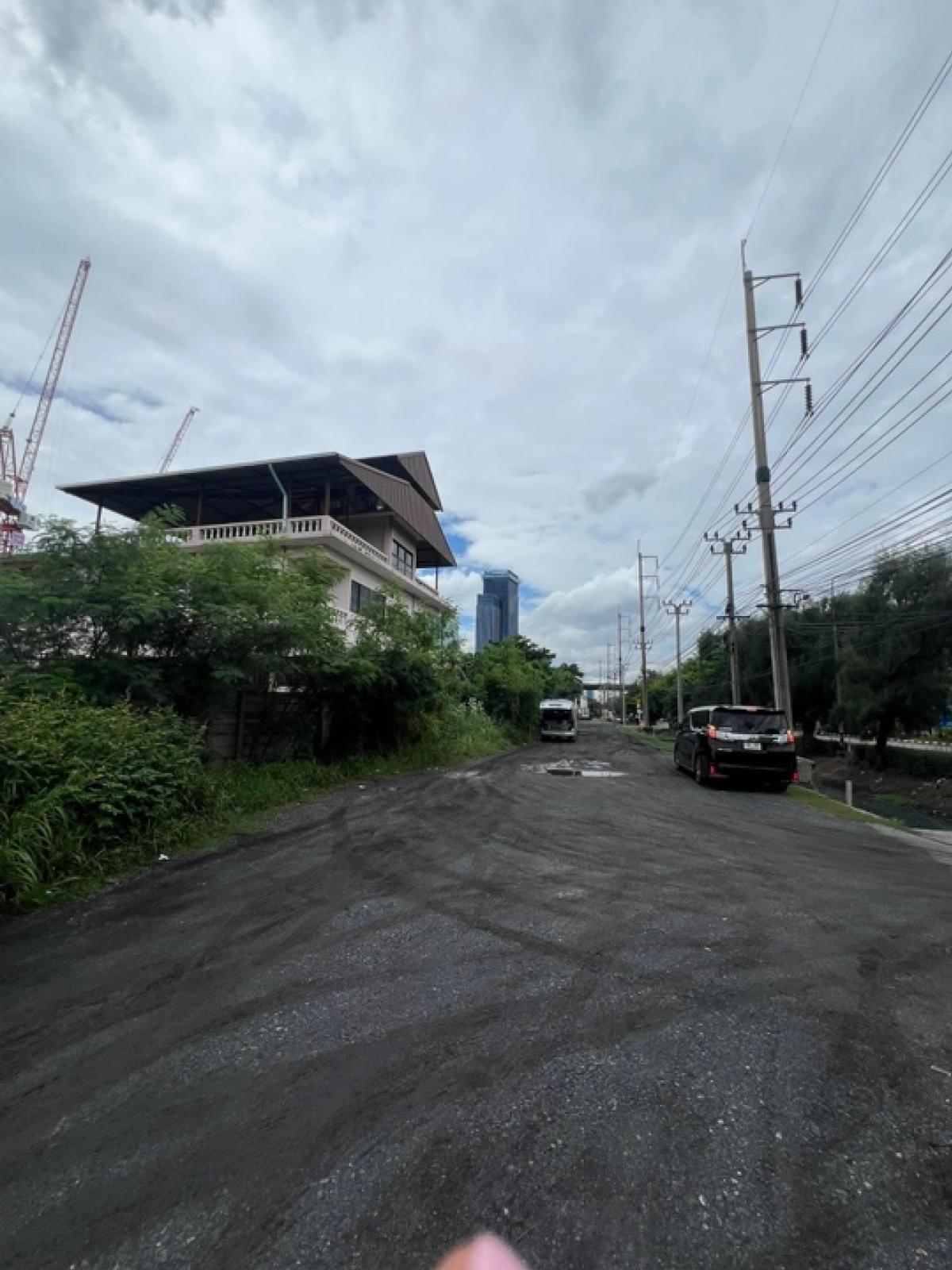 ประกาศฟรี! ซื้อ-ขาย-เช่า คอนโด บ้าน ทาวน์โฮม ที่ดิน และพื้นที่เชิงพาณิชย์ทั่วประเทศไทย ทุกทำเล ทุกงบประมาณ ไม่มีค่าใช้จ่าย ลงง่าย ขายไว เข้าถึงผู้ซื้อโดยตรง 5 173037pic4.jpg