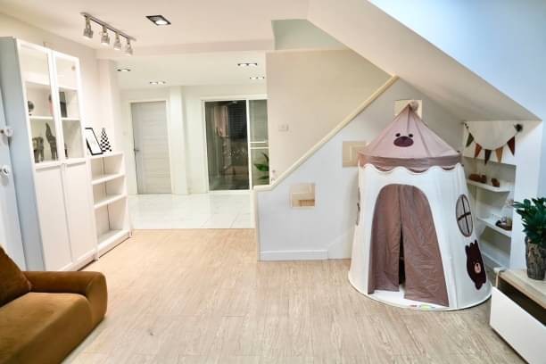 ประกาศฟรี! ซื้อ-ขาย-เช่า คอนโด บ้าน ทาวน์โฮม ที่ดิน และพื้นที่เชิงพาณิชย์ทั่วประเทศไทย ทุกทำเล ทุกงบประมาณ ไม่มีค่าใช้จ่าย ลงง่าย ขายไว เข้าถึงผู้ซื้อโดยตรง 4 173215pic3.jpg