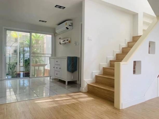 ประกาศฟรี! ซื้อ-ขาย-เช่า คอนโด บ้าน ทาวน์โฮม ที่ดิน และพื้นที่เชิงพาณิชย์ทั่วประเทศไทย ทุกทำเล ทุกงบประมาณ ไม่มีค่าใช้จ่าย ลงง่าย ขายไว เข้าถึงผู้ซื้อโดยตรง 5 173215pic4.jpg