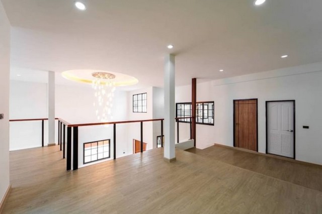 ประกาศฟรี! ซื้อ-ขาย-เช่า คอนโด บ้าน ทาวน์โฮม ที่ดิน และพื้นที่เชิงพาณิชย์ทั่วประเทศไทย ทุกทำเล ทุกงบประมาณ ไม่มีค่าใช้จ่าย ลงง่าย ขายไว เข้าถึงผู้ซื้อโดยตรง 5 476555pic4.jpg