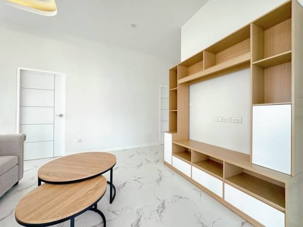 ประกาศฟรี! ซื้อ-ขาย-เช่า คอนโด บ้าน ทาวน์โฮม ที่ดิน และพื้นที่เชิงพาณิชย์ทั่วประเทศไทย ทุกทำเล ทุกงบประมาณ ไม่มีค่าใช้จ่าย ลงง่าย ขายไว เข้าถึงผู้ซื้อโดยตรง 4 173213pic3.jpg