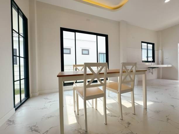 ประกาศฟรี! ซื้อ-ขาย-เช่า คอนโด บ้าน ทาวน์โฮม ที่ดิน และพื้นที่เชิงพาณิชย์ทั่วประเทศไทย ทุกทำเล ทุกงบประมาณ ไม่มีค่าใช้จ่าย ลงง่าย ขายไว เข้าถึงผู้ซื้อโดยตรง 5 173213pic4.jpg