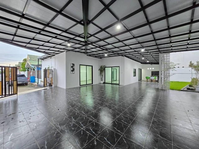 ประกาศฟรี! ซื้อ-ขาย-เช่า คอนโด บ้าน ทาวน์โฮม ที่ดิน และพื้นที่เชิงพาณิชย์ทั่วประเทศไทย ทุกทำเล ทุกงบประมาณ ไม่มีค่าใช้จ่าย ลงง่าย ขายไว เข้าถึงผู้ซื้อโดยตรง 3 277626pic2.jpg