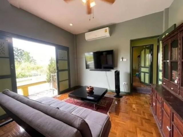 ประกาศฟรี! ซื้อ-ขาย-เช่า คอนโด บ้าน ทาวน์โฮม ที่ดิน และพื้นที่เชิงพาณิชย์ทั่วประเทศไทย ทุกทำเล ทุกงบประมาณ ไม่มีค่าใช้จ่าย ลงง่าย ขายไว เข้าถึงผู้ซื้อโดยตรง 5 173262pic4.jpg