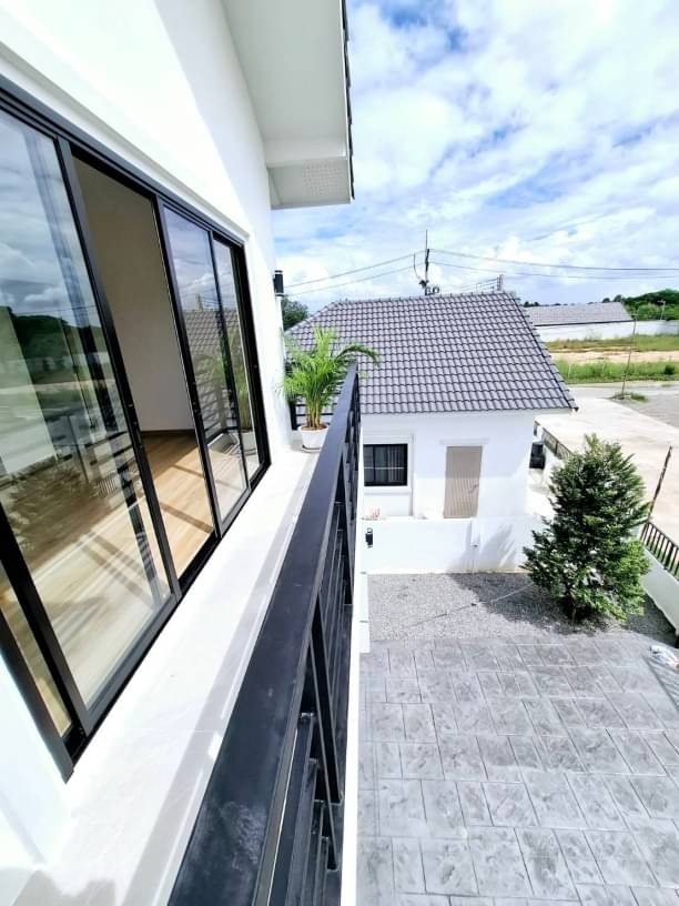 ประกาศฟรี! ซื้อ-ขาย-เช่า คอนโด บ้าน ทาวน์โฮม ที่ดิน และพื้นที่เชิงพาณิชย์ทั่วประเทศไทย ทุกทำเล ทุกงบประมาณ ไม่มีค่าใช้จ่าย ลงง่าย ขายไว เข้าถึงผู้ซื้อโดยตรง 4 173287pic3.jpg