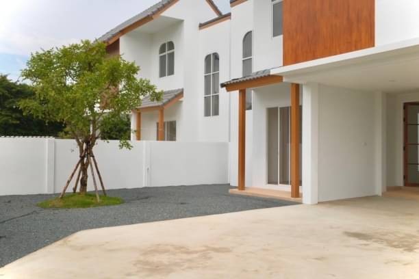 ประกาศฟรี! ซื้อ-ขาย-เช่า คอนโด บ้าน ทาวน์โฮม ที่ดิน และพื้นที่เชิงพาณิชย์ทั่วประเทศไทย ทุกทำเล ทุกงบประมาณ ไม่มีค่าใช้จ่าย ลงง่าย ขายไว เข้าถึงผู้ซื้อโดยตรง 3 173286pic2.jpg