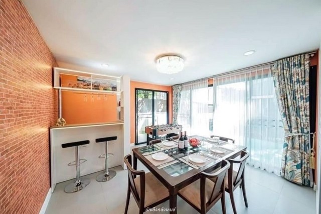 ประกาศฟรี! ซื้อ-ขาย-เช่า คอนโด บ้าน ทาวน์โฮม ที่ดิน และพื้นที่เชิงพาณิชย์ทั่วประเทศไทย ทุกทำเล ทุกงบประมาณ ไม่มีค่าใช้จ่าย ลงง่าย ขายไว เข้าถึงผู้ซื้อโดยตรง 5 173310pic4.jpg