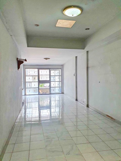 ประกาศฟรี! ซื้อ-ขาย-เช่า คอนโด บ้าน ทาวน์โฮม ที่ดิน และพื้นที่เชิงพาณิชย์ทั่วประเทศไทย ทุกทำเล ทุกงบประมาณ ไม่มีค่าใช้จ่าย ลงง่าย ขายไว เข้าถึงผู้ซื้อโดยตรง 4 173255pic3.jpg