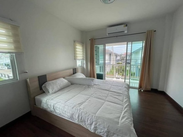 ประกาศฟรี! ซื้อ-ขาย-เช่า คอนโด บ้าน ทาวน์โฮม ที่ดิน และพื้นที่เชิงพาณิชย์ทั่วประเทศไทย ทุกทำเล ทุกงบประมาณ ไม่มีค่าใช้จ่าย ลงง่าย ขายไว เข้าถึงผู้ซื้อโดยตรง 5 173399pic4.jpg