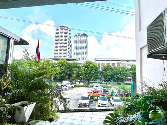 ประกาศฟรี! ซื้อ-ขาย-เช่า คอนโด บ้าน ทาวน์โฮม ที่ดิน และพื้นที่เชิงพาณิชย์ทั่วประเทศไทย ทุกทำเล ทุกงบประมาณ ไม่มีค่าใช้จ่าย ลงง่าย ขายไว เข้าถึงผู้ซื้อโดยตรง 3 173412pic2.jpg