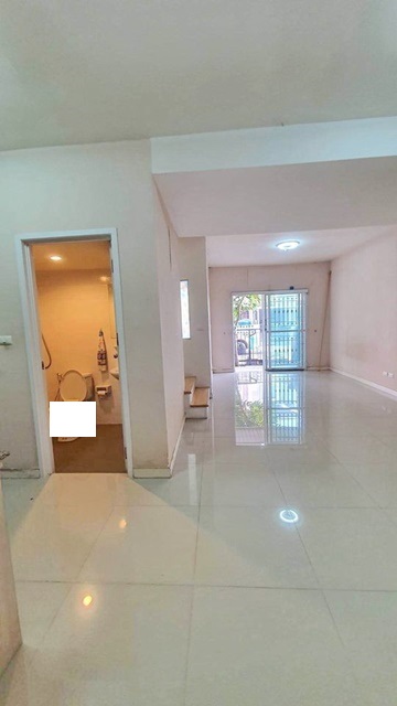 ประกาศฟรี! ซื้อ-ขาย-เช่า คอนโด บ้าน ทาวน์โฮม ที่ดิน และพื้นที่เชิงพาณิชย์ทั่วประเทศไทย ทุกทำเล ทุกงบประมาณ ไม่มีค่าใช้จ่าย ลงง่าย ขายไว เข้าถึงผู้ซื้อโดยตรง 4 173400pic3.jpg