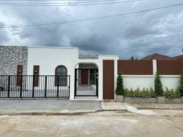 ประกาศฟรี! ซื้อ-ขาย-เช่า คอนโด บ้าน ทาวน์โฮม ที่ดิน และพื้นที่เชิงพาณิชย์ทั่วประเทศไทย ทุกทำเล ทุกงบประมาณ ไม่มีค่าใช้จ่าย ลงง่าย ขายไว เข้าถึงผู้ซื้อโดยตรง 2 173460pic1.jpg