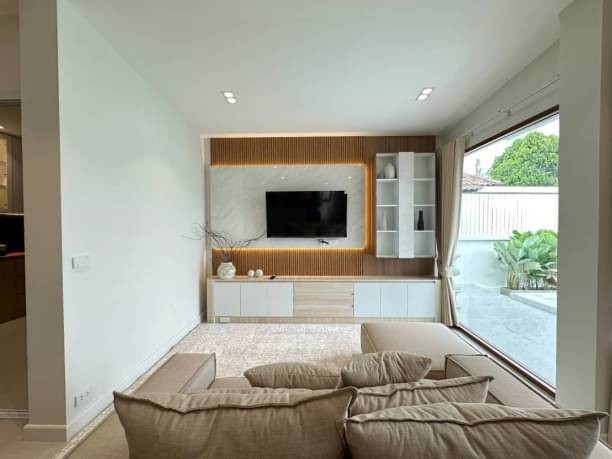 ประกาศฟรี! ซื้อ-ขาย-เช่า คอนโด บ้าน ทาวน์โฮม ที่ดิน และพื้นที่เชิงพาณิชย์ทั่วประเทศไทย ทุกทำเล ทุกงบประมาณ ไม่มีค่าใช้จ่าย ลงง่าย ขายไว เข้าถึงผู้ซื้อโดยตรง 4 173460pic3.jpg